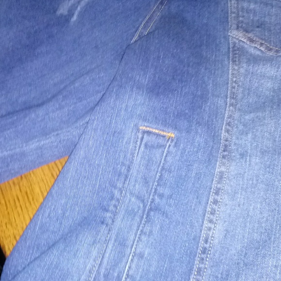 Aztec Distressed look denim jacket plus size 2x - Picture 2 of 12